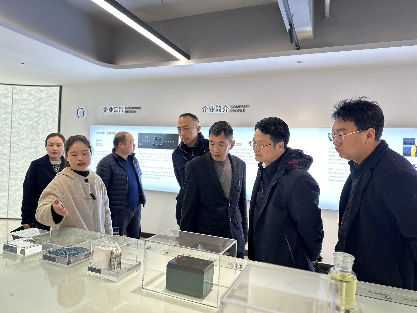 全国店总自行车政治专班.jpg